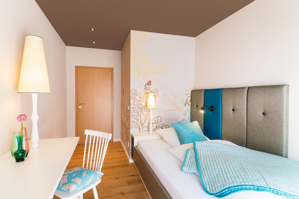 Hotel Zum Taufstein Sparhof Quarto foto